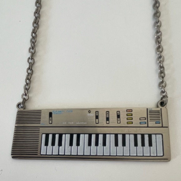 Paul Frank Necklace Keyboard Music VINTAGE - Picture 4 of 8